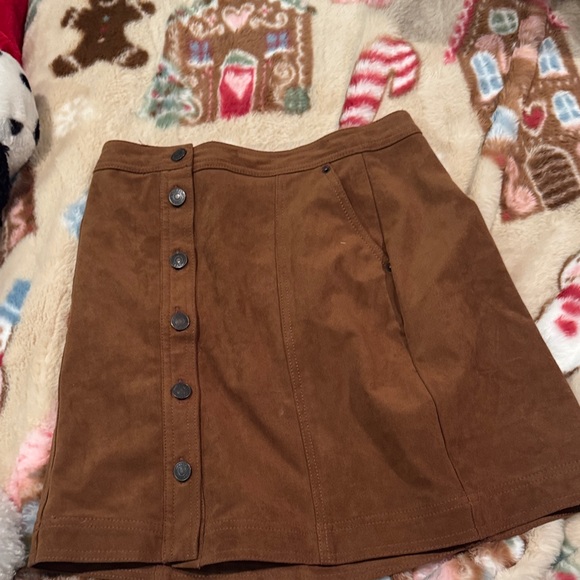 Abercrombie & Fitch Dresses & Skirts - Abercrombie & Fitch Tan Button-Up Midi Skirt